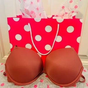 Victoriassecret Wear everywhere super push up bra